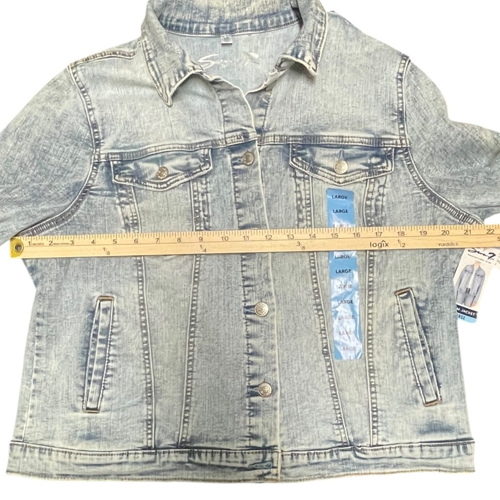 Women's Seven7 Denim Jacket Size Large NWT - Picture 8 of 8